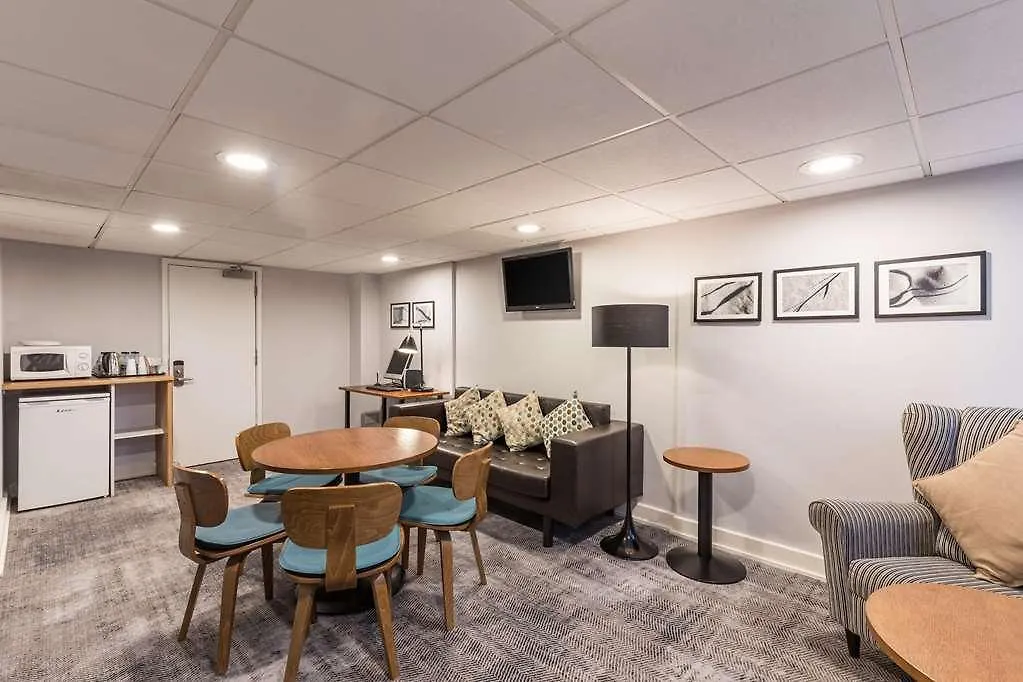 ****  Radisson Hotel And Conf Centre London Heathrow United Kingdom