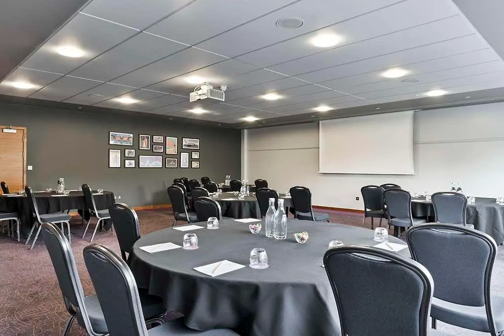****  Radisson Hotel And Conf Centre London Heathrow United Kingdom